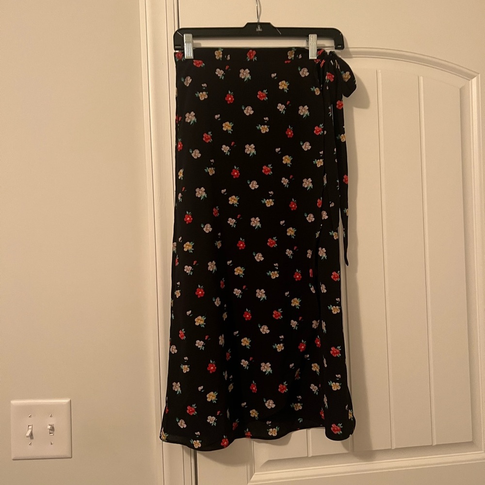 Black floral maxi skirt